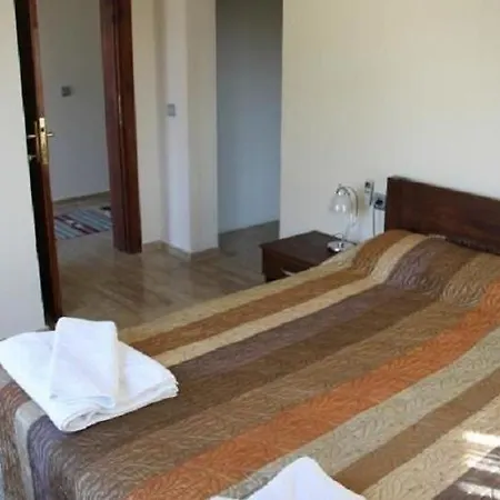 Izmir De Luks Havuzlu Kiralik Çeşme