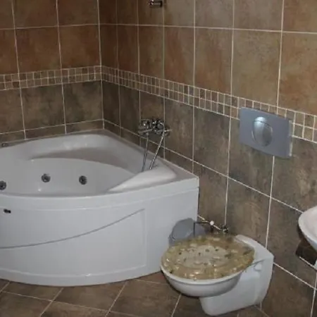 Villa Izmir De Luks Havuzlu Kiralik Cesme